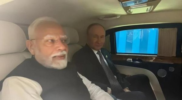 证配所配资 莫迪一个月前与普京谈笑风生，如今莫迪承诺停止进口俄油，中国选择无视